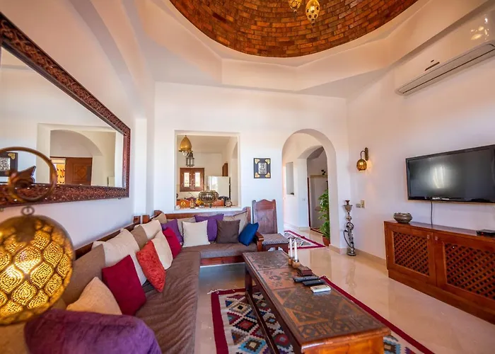 Charming Lagoon With Pool Egyptian Style -sabina 117 * Hurghada