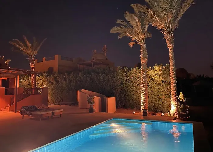Charming Lagoon With Pool Egyptian Style -sabina 117 Hurgada